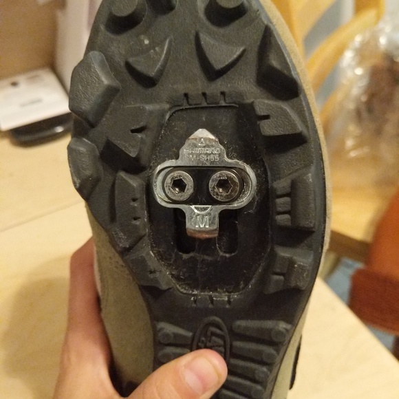 SPINNING Spin Shoes With SPD Clips - Picture 3 of 6